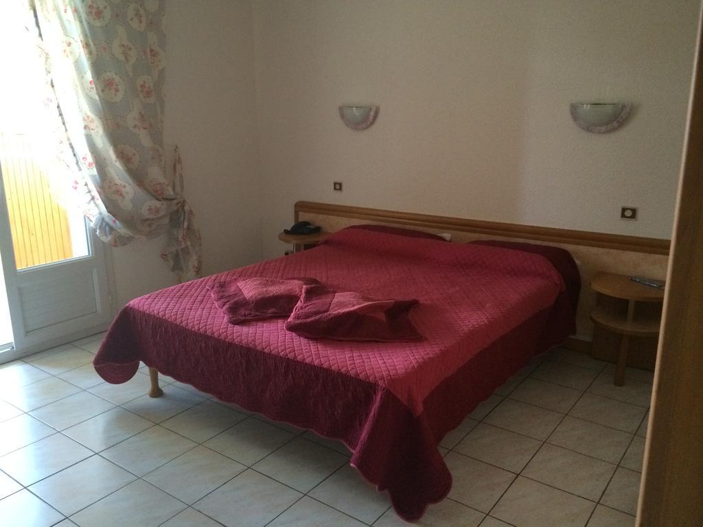 Hotel Le Narval กาลกาตอจจิโอ ภายนอก รูปภาพ